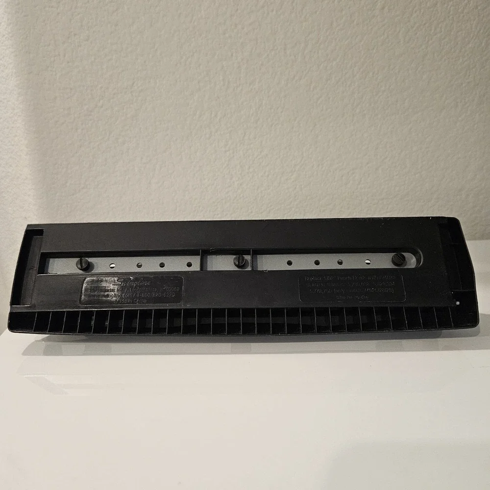 Swingline Acco Brand Heavy Duty Black 3 Hole Punch 74870 Puncher